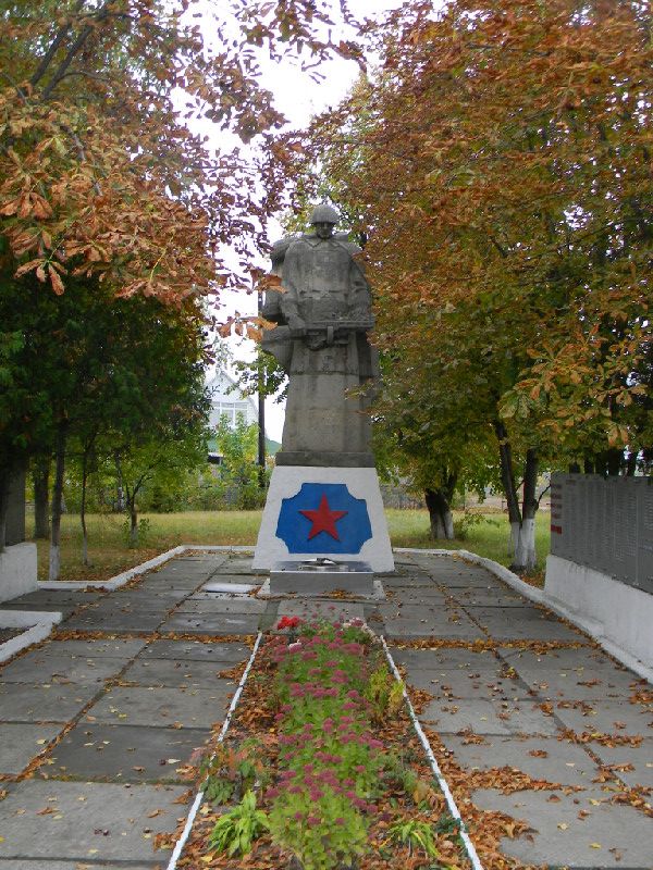 http://www.pomnite-nas.ru/img/222/201110040438040.DSCN4391.JPG